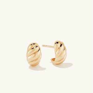 Mejuri 🥐 Bold Croissant Dôme Huggies ✨